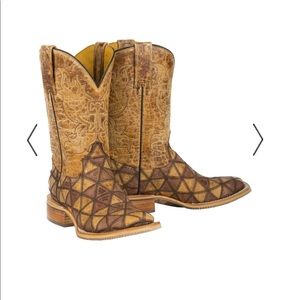 Brand new in box Tin Haul Don’t be a Square cowboy boot